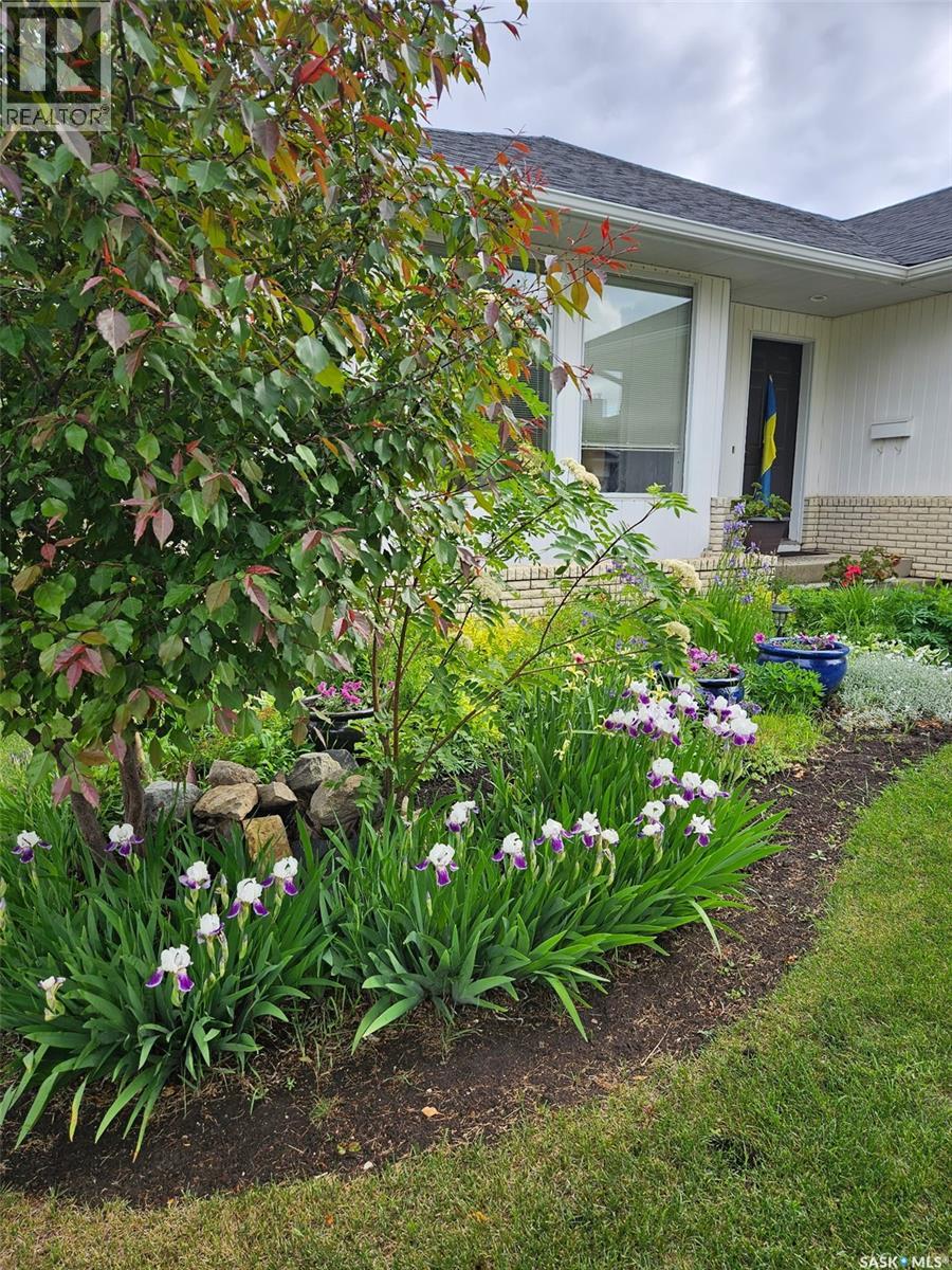 250 Bornstein Court, Saskatoon, Saskatchewan  S7N 3Y3 - Photo 42 - SK033820