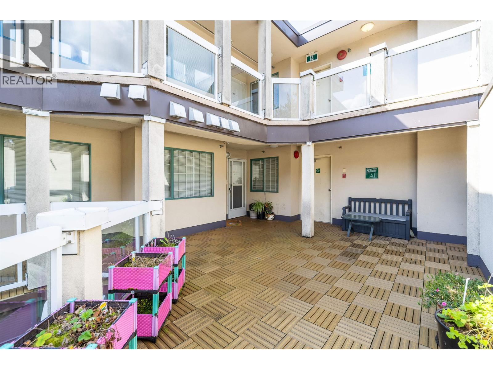 301 2677 E Broadway, Vancouver, British Columbia  V5M 1Y6 - Photo 4 - R3113923