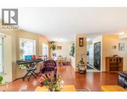 301 2677 E BROADWAY, Vancouver, British Columbia