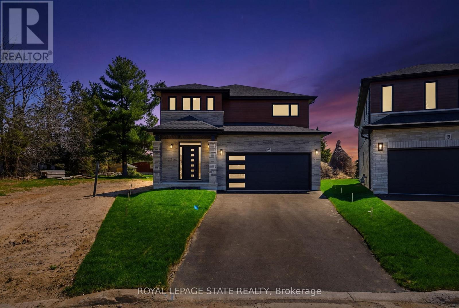 23 Woodvalley Court, Hamilton, Ontario  L9B 2S7 - Photo 24 - X13043310