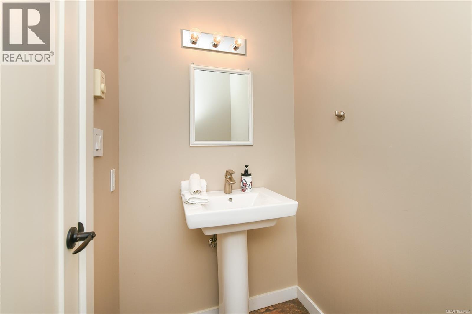 570 Arrowsmith Ridge, Courtenay, British Columbia  V9J 1L0 - Photo 63 - 1033426