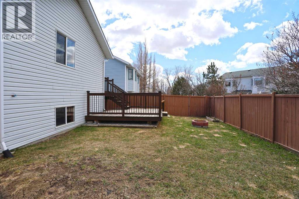 19 Sunridge Crescent Nw, Airdrie, Alberta  T4B 2G6 - Photo 31 - A2282964