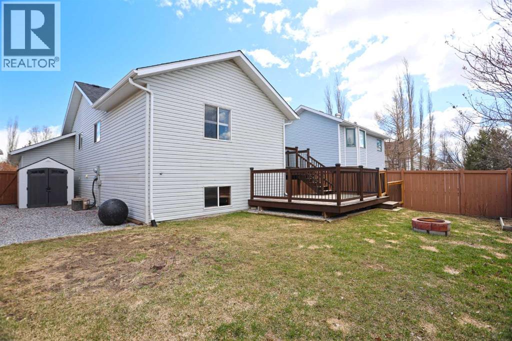 19 Sunridge Crescent Nw, Airdrie, Alberta  T4B 2G6 - Photo 4 - A2282964