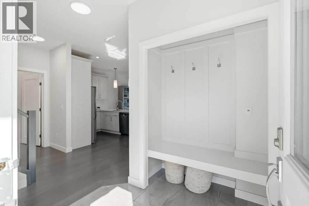 2, 3318 Centre Street NE, Calgary, Alberta  T2E 2X8 - Photo 5 - A2304282