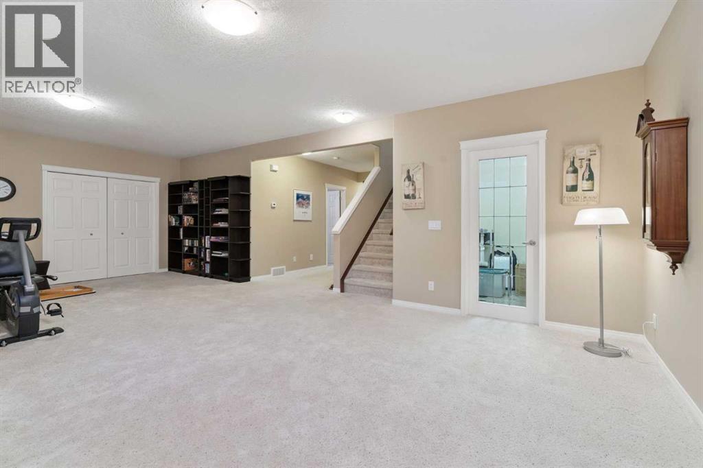 202 Tusslewood Terrace Nw, Calgary, Alberta  T3L 2W5 - Photo 23 - A2303756