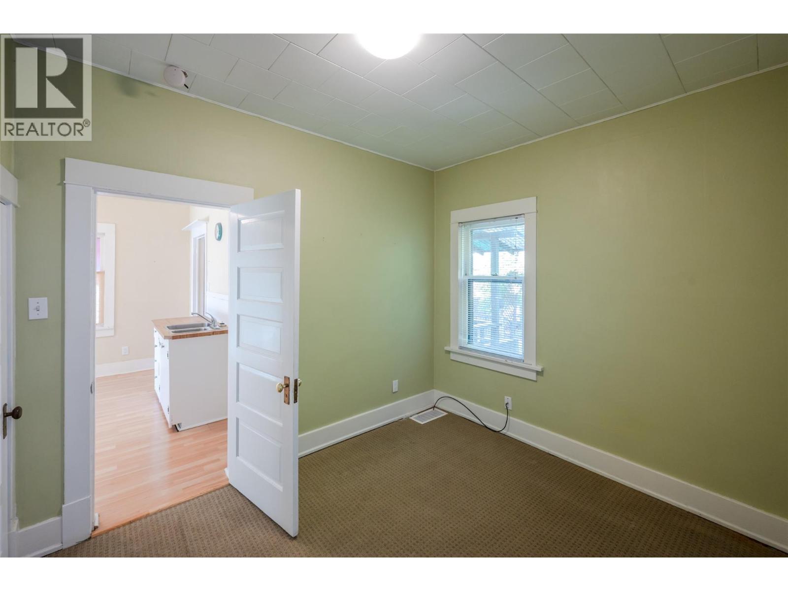 363 Nanaimo Avenue W, Penticton, British Columbia  V2A 1N8 - Photo 18 - 10384816