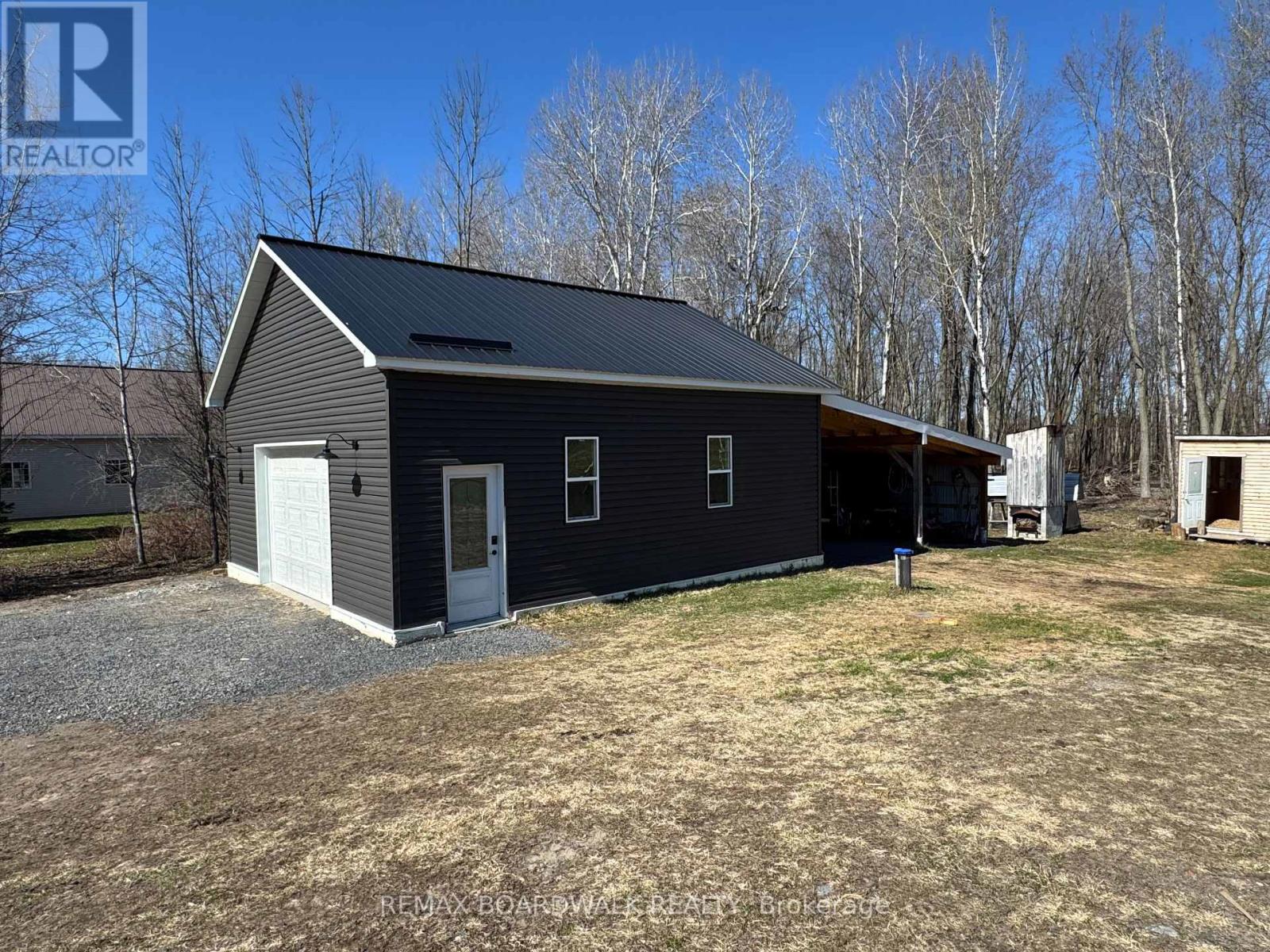 3247 Tolmies Corners Road N, North Stormont, Ontario  K0C 1V0 - Photo 38 - X13042234