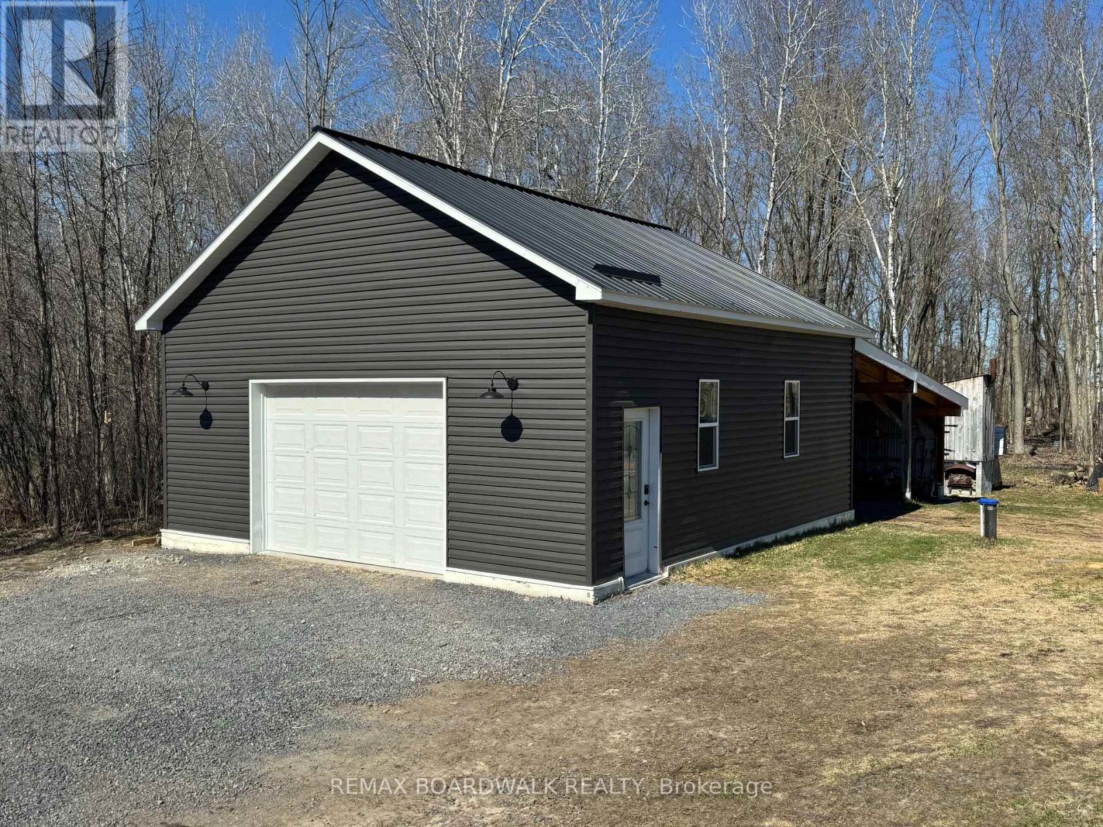 3247 Tolmies Corners Road N, North Stormont, Ontario  K0C 1V0 - Photo 37 - X13042234