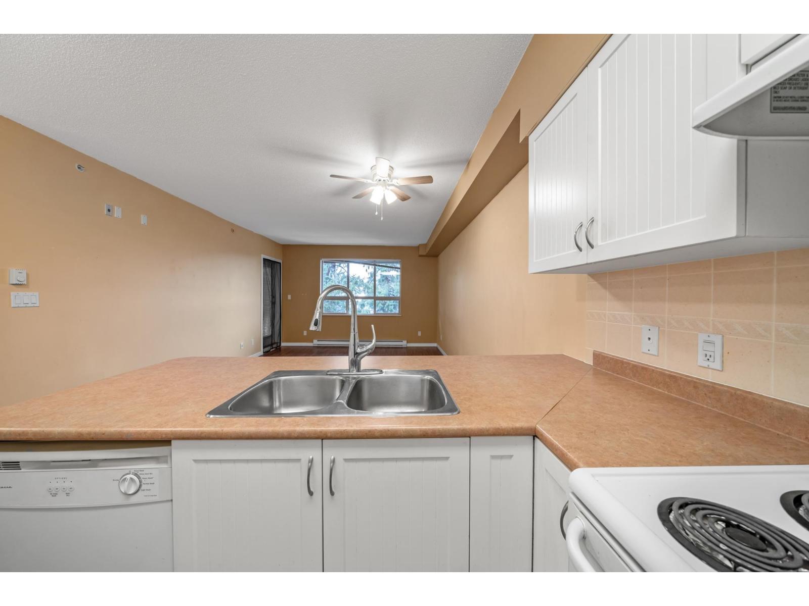 405 16068 83 Avenue Avenue, Surrey, British Columbia  V3S 8M2 - Photo 13 - R3101245