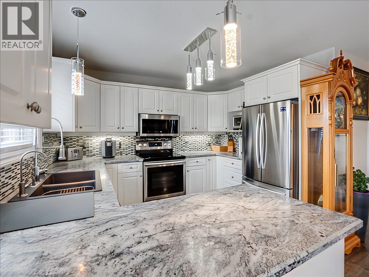 1486 37th Street, Castlegar, British Columbia  V1N 4J5 - Photo 29 - 10384575