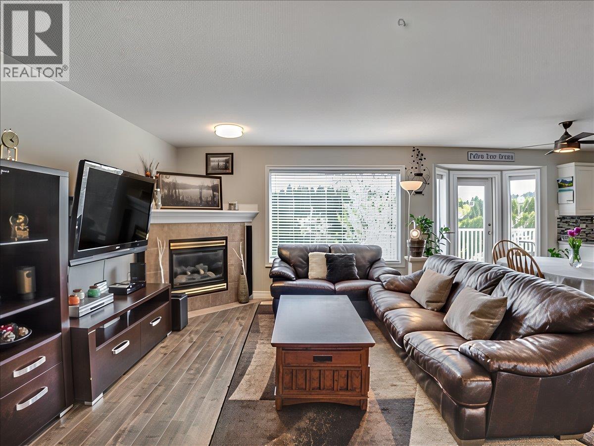 1486 37th Street, Castlegar, British Columbia  V1N 4J5 - Photo 20 - 10384575