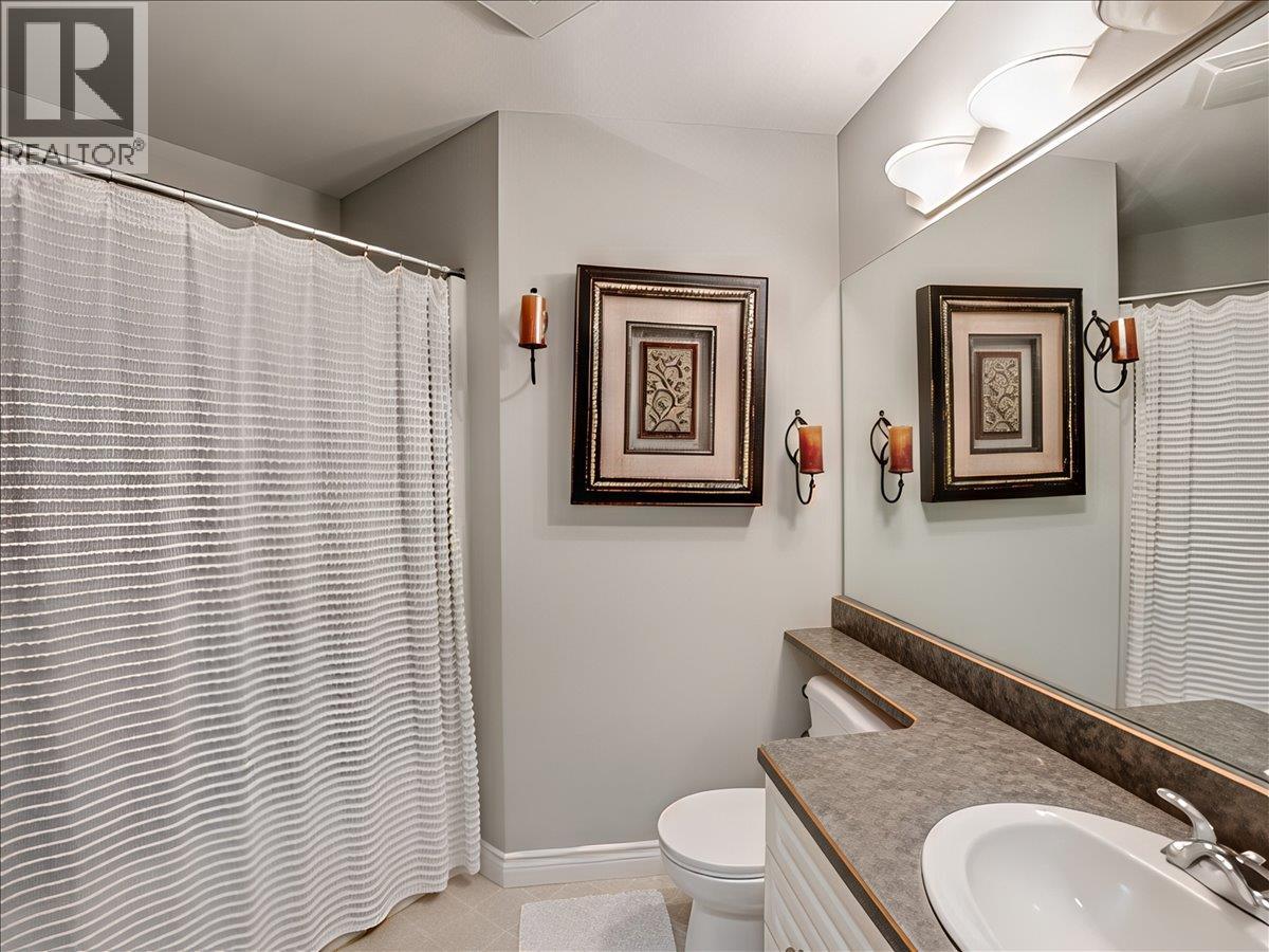 1486 37th Street, Castlegar, British Columbia  V1N 4J5 - Photo 33 - 10384575