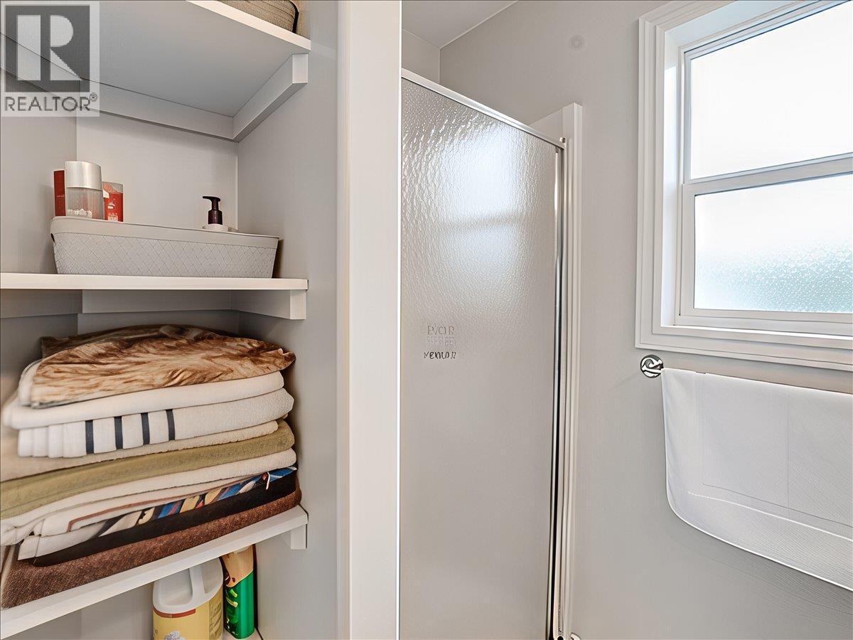 1486 37th Street, Castlegar, British Columbia  V1N 4J5 - Photo 38 - 10384575