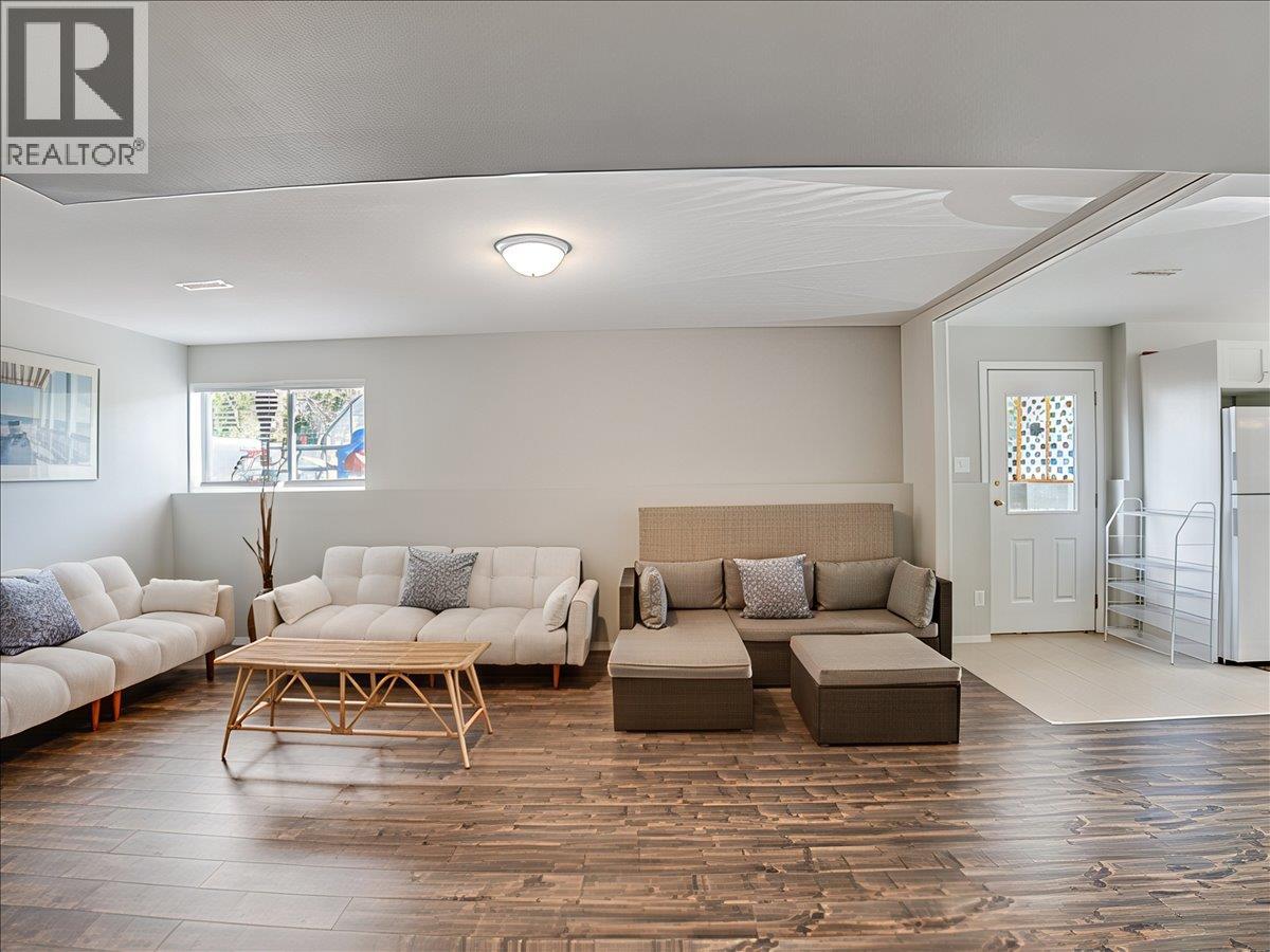 1486 37th Street, Castlegar, British Columbia  V1N 4J5 - Photo 49 - 10384575