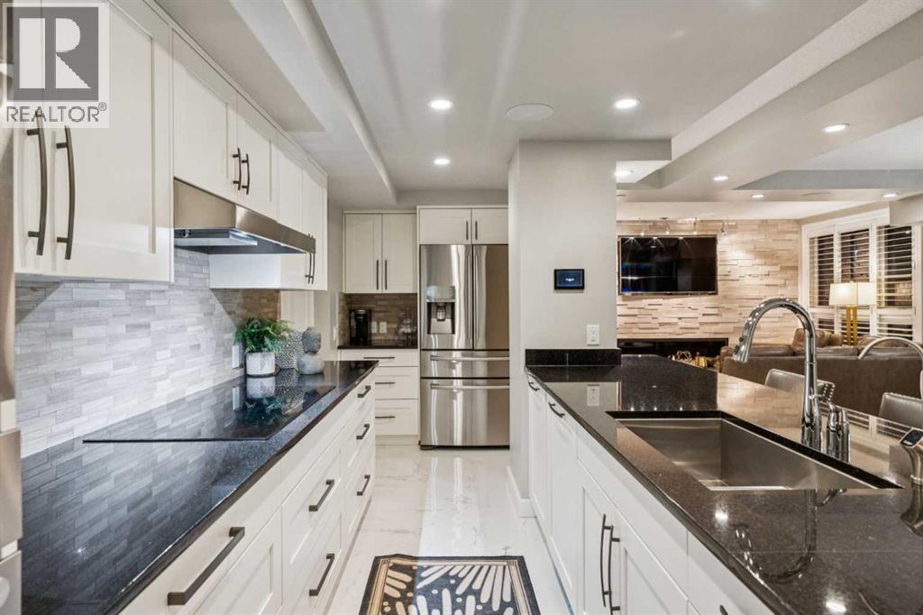 8203, 400 Eau Claire Avenue Sw, Calgary, Alberta  T2P 4X2 - Photo 5 - A2304230