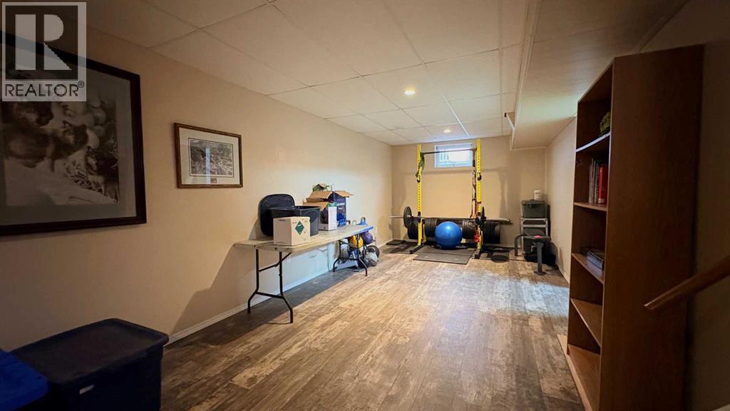 725 7 Avenue, Wainwright, Alberta  T9W 1C1 - Photo 13 - A2294974