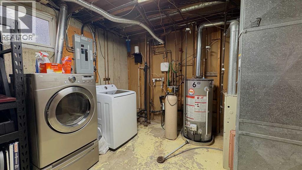 725 7 Avenue, Wainwright, Alberta  T9W 1C1 - Photo 17 - A2294974