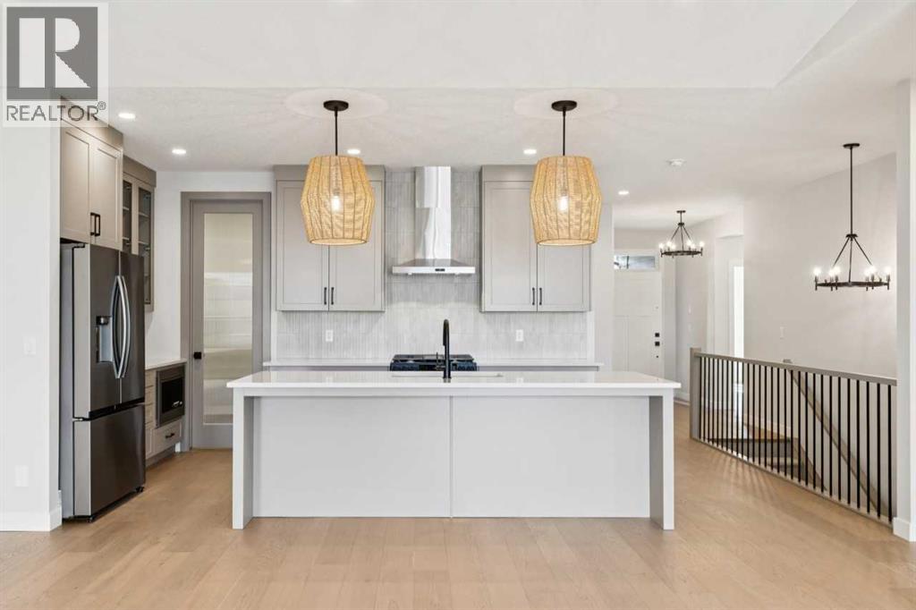 640 Shawnee Terrace SW, Calgary, Alberta  T2Y 0X5 - Photo 13 - A2305029