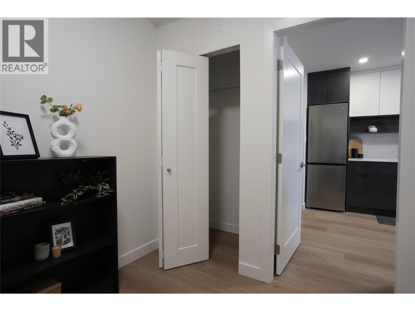 1380 Pridham Avenue Unit# 214, Kelowna, British Columbia  V1Y 6B5 - Photo 9 - 10384586