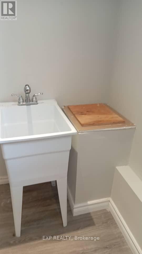 631 Crerar Avenue, Oshawa, Ontario  L1H 2W7 - Photo 11 - E13043436