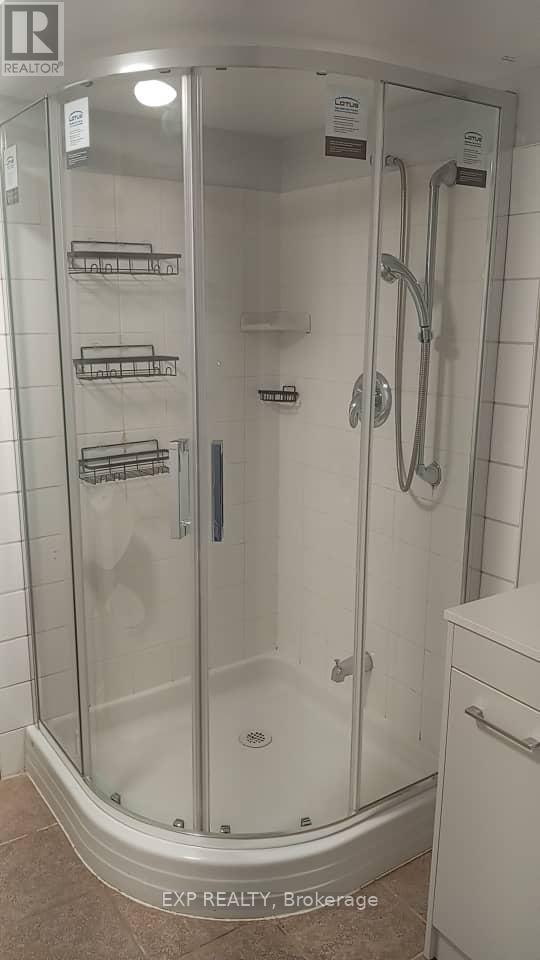 631 Crerar Avenue, Oshawa, Ontario  L1H 2W7 - Photo 14 - E13043436