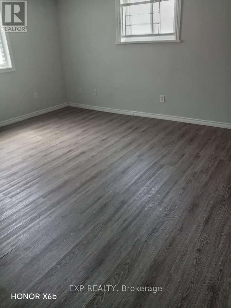 631 Crerar Avenue, Oshawa, Ontario  L1H 2W7 - Photo 8 - E13043436