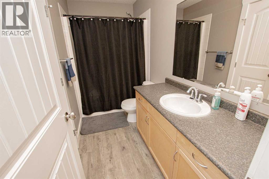 11238 75 Avenue, Grande Prairie, Alberta  T8W 0C5 - Photo 9 - A2302534