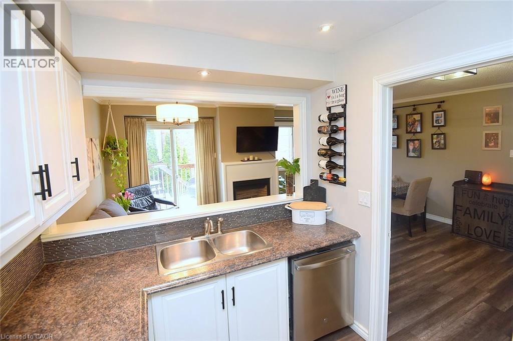 2065 Amherst Heights Court Unit# 42, Burlington, Ontario  L7P 4S1 - Photo 18 - 40811970