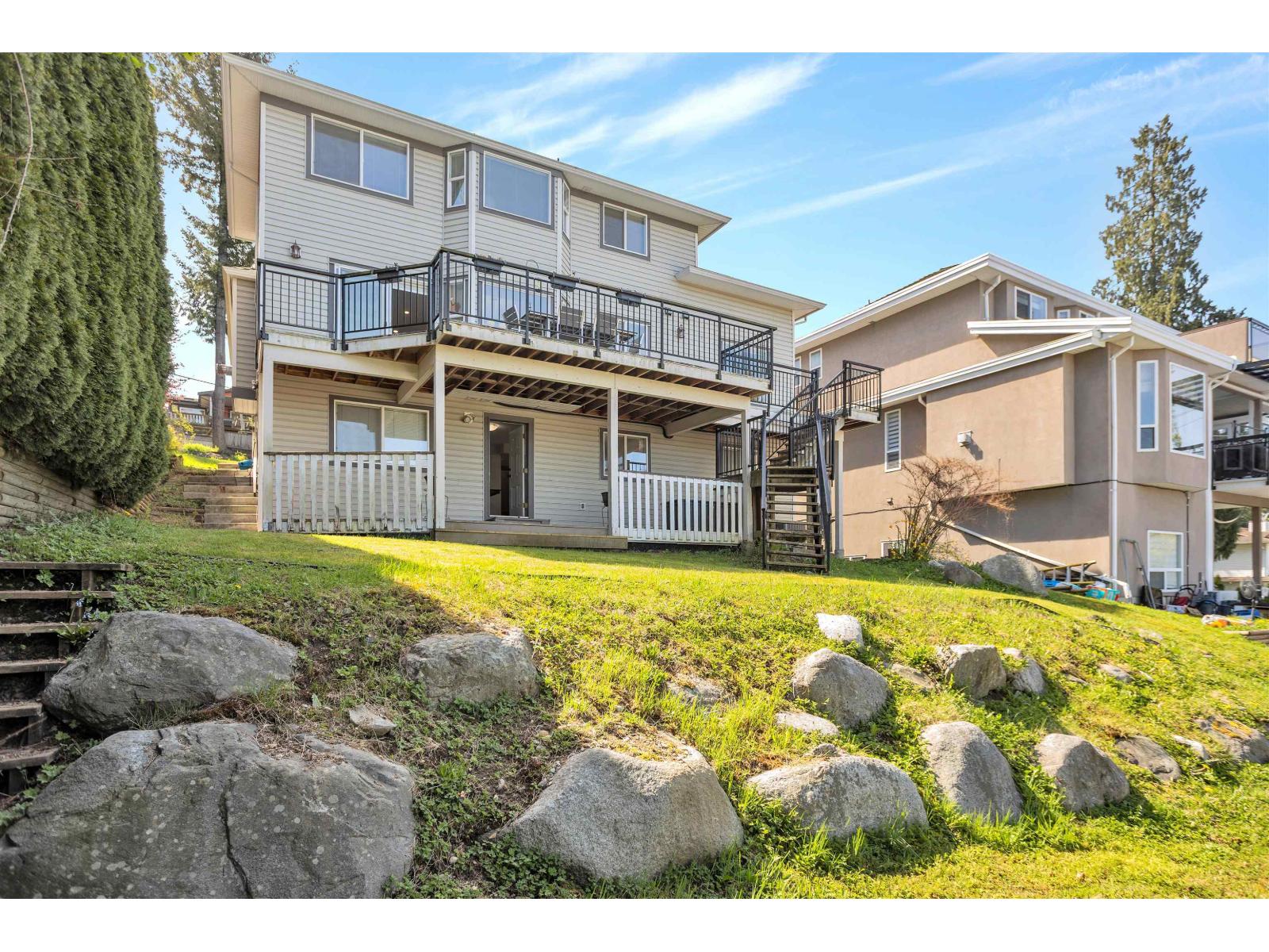 12015 100a Avenue, Surrey, British Columbia  V3V 2Y4 - Photo 29 - R3113891