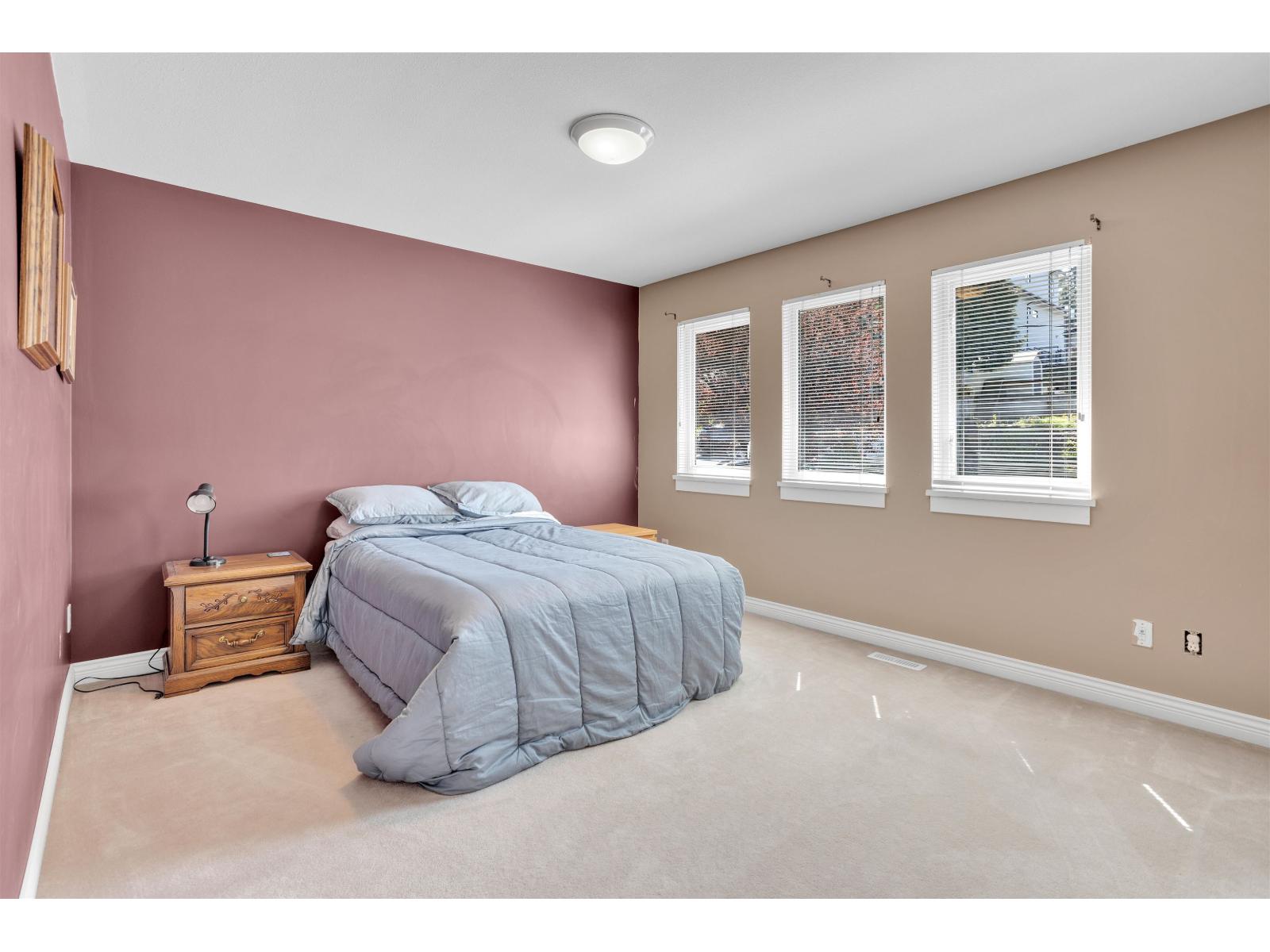 12015 100a Avenue, Surrey, British Columbia  V3V 2Y4 - Photo 18 - R3113891