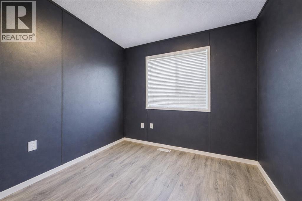 308 Station Boulevard, Coaldale, Alberta  T1M 1P6 - Photo 13 - A2272823