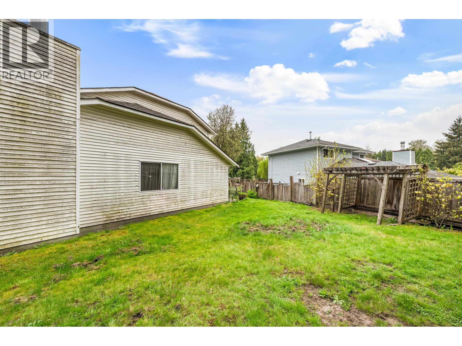 22136 River Bend, Maple Ridge, British Columbia  V2X 9G3 - Photo 27 - R3115677