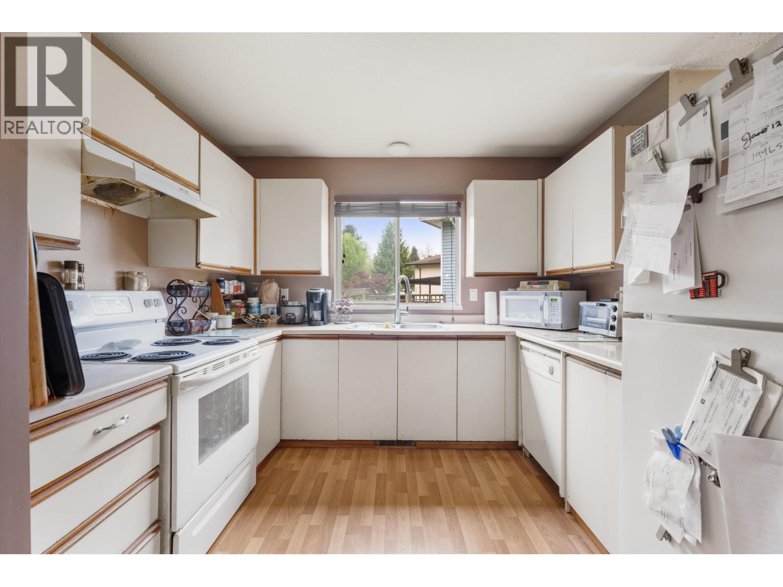 22136 River Bend, Maple Ridge, British Columbia  V2X 9G3 - Photo 10 - R3115677