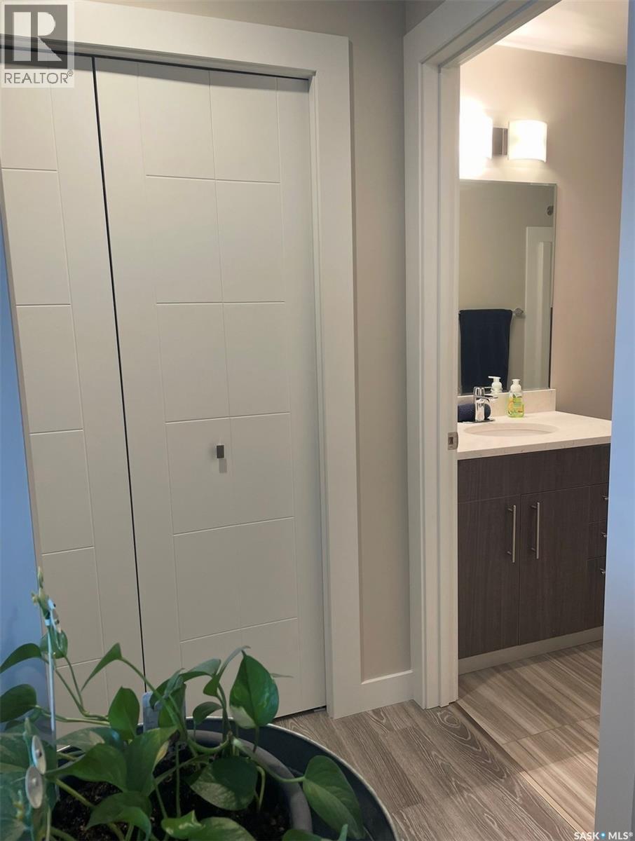 126 142 Pawlychenko Lane, Saskatoon, Saskatchewan  S7V 0N7 - Photo 38 - SK033893