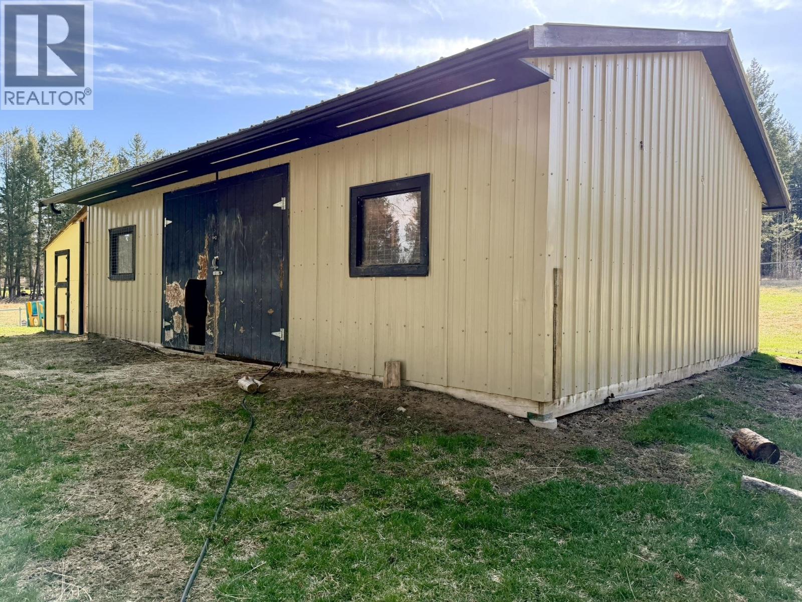 4745 Anzeeon Road, 108 Mile Ranch, British Columbia  V0K 2Z0 - Photo 30 - R3096718