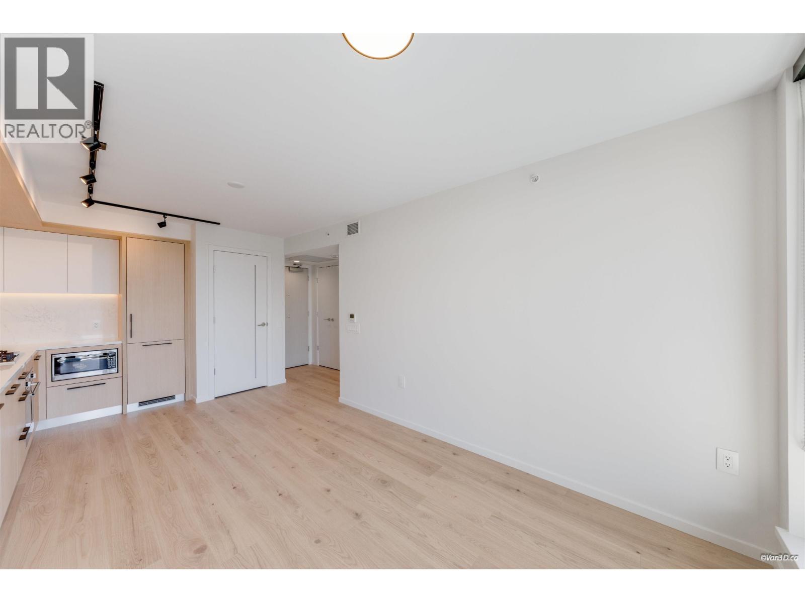 2f 5189 Earles Street, Vancouver, British Columbia  V5R 0M7 - Photo 3 - R3115690