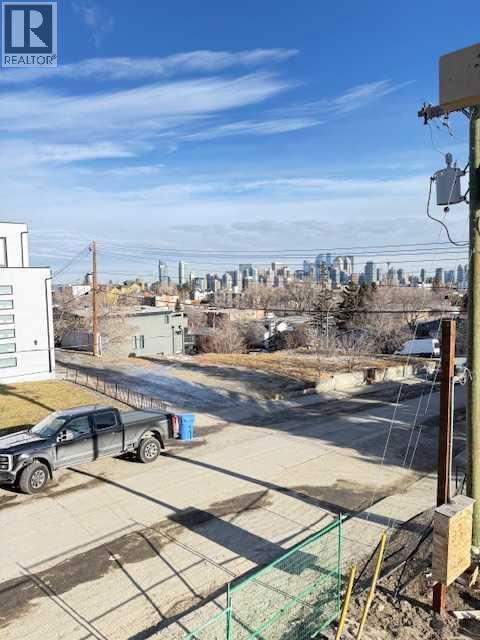 1917 25 Avenue SW, Calgary, Alberta  T2T 4T5 - Photo 3 - A2304810