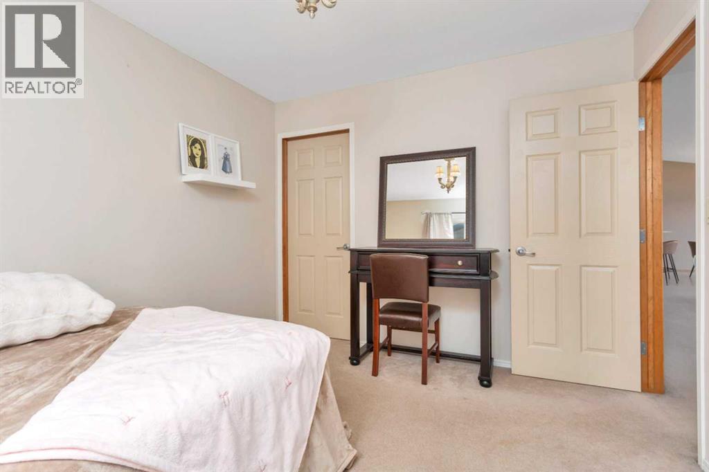 74 Fulmar Close, Sylvan Lake, Alberta  T4S 2K6 - Photo 17 - A2304736