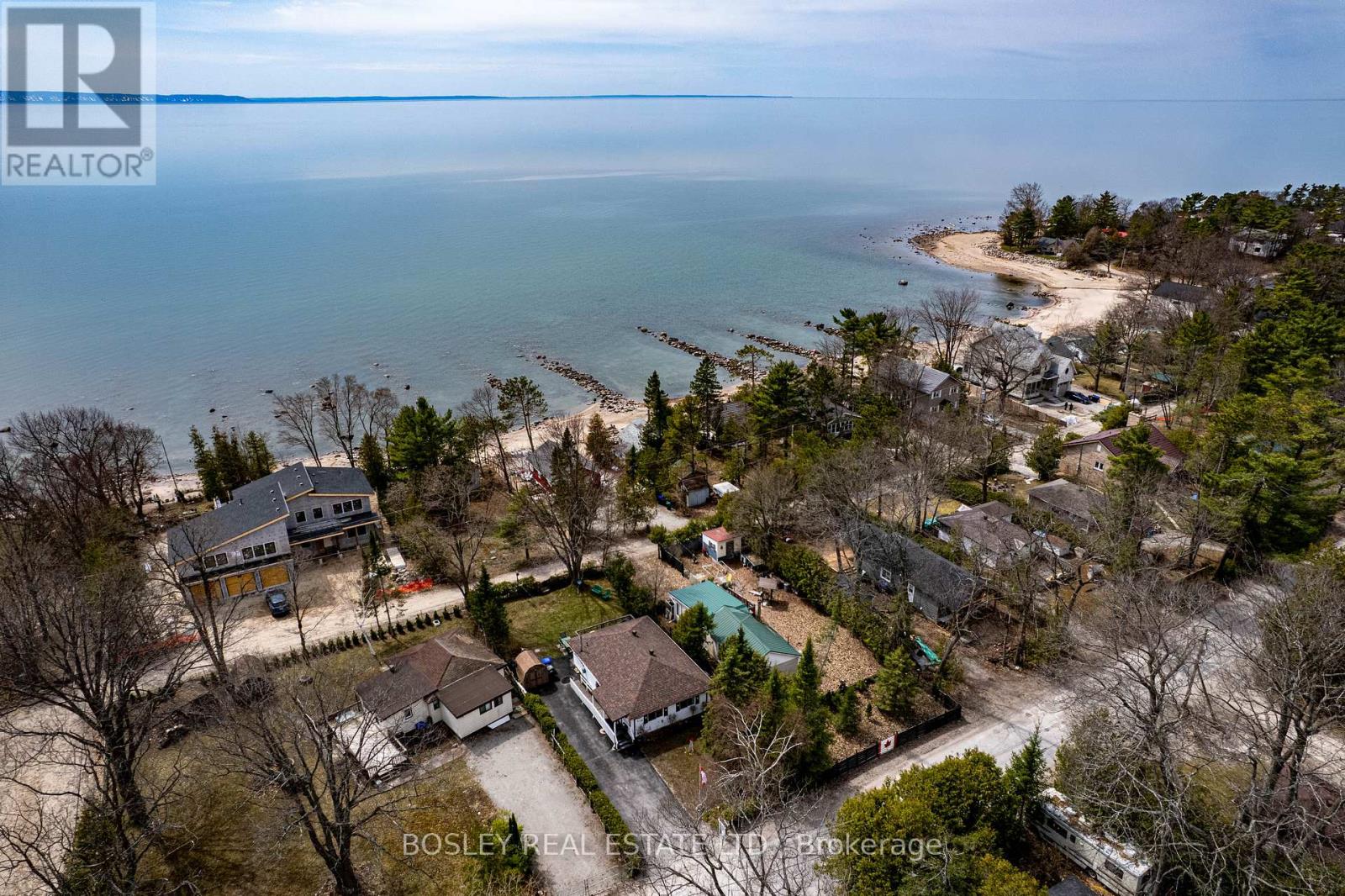 310 Tiny Beaches Road S, Tiny, Ontario  L0L 2J0 - Photo 31 - S12966378