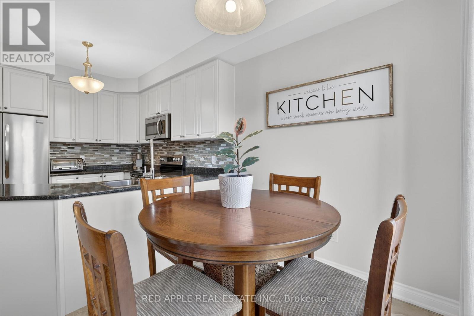 347 Luck Court, Newmarket, Ontario  L3X 0J5 - Photo 13 - N13043420