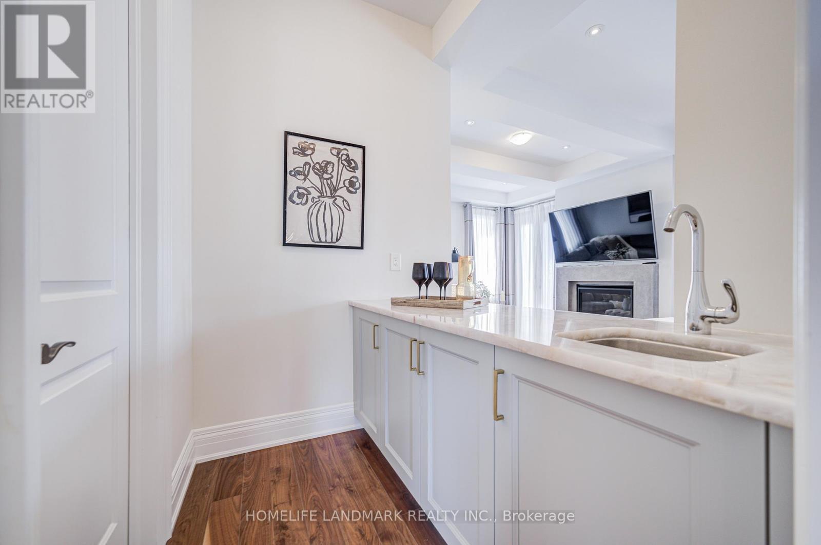 22 Aspy Court, Vaughan, Ontario  L6A 4X8 - Photo 12 - N13043452