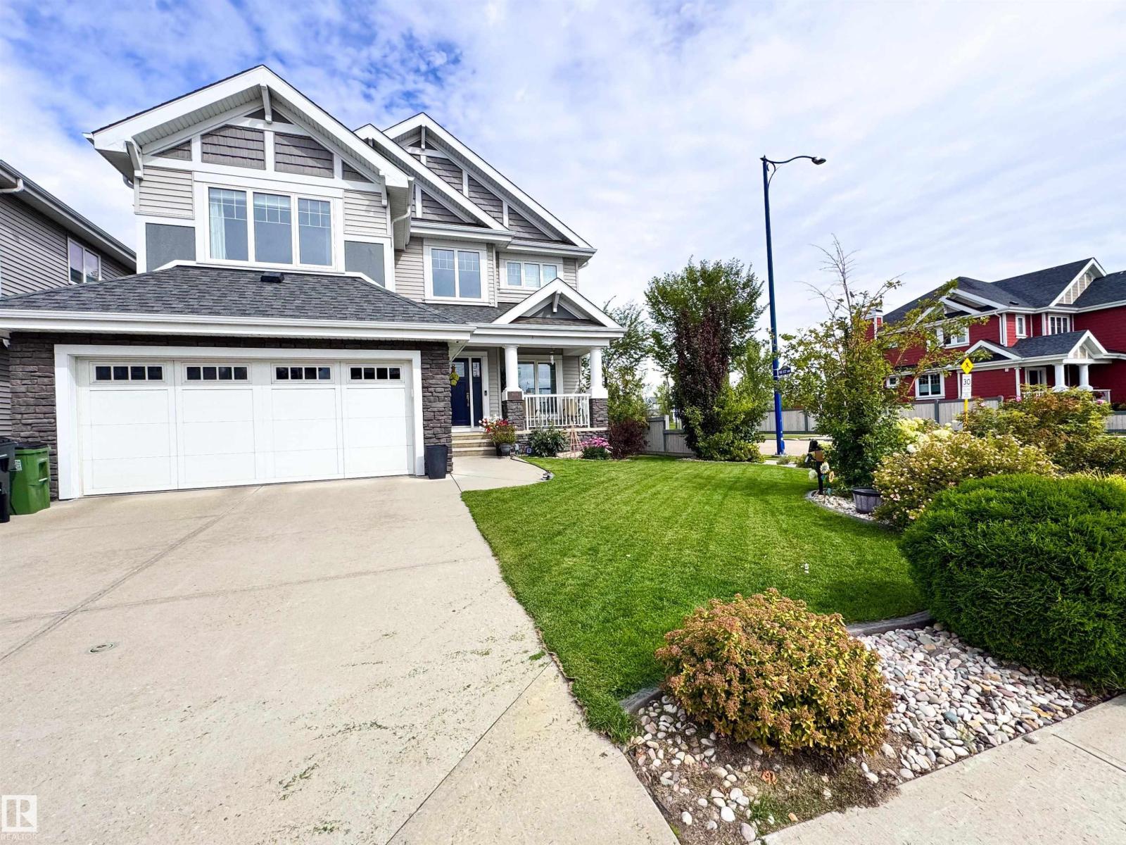 9004 24 AV SW, edmonton, Alberta