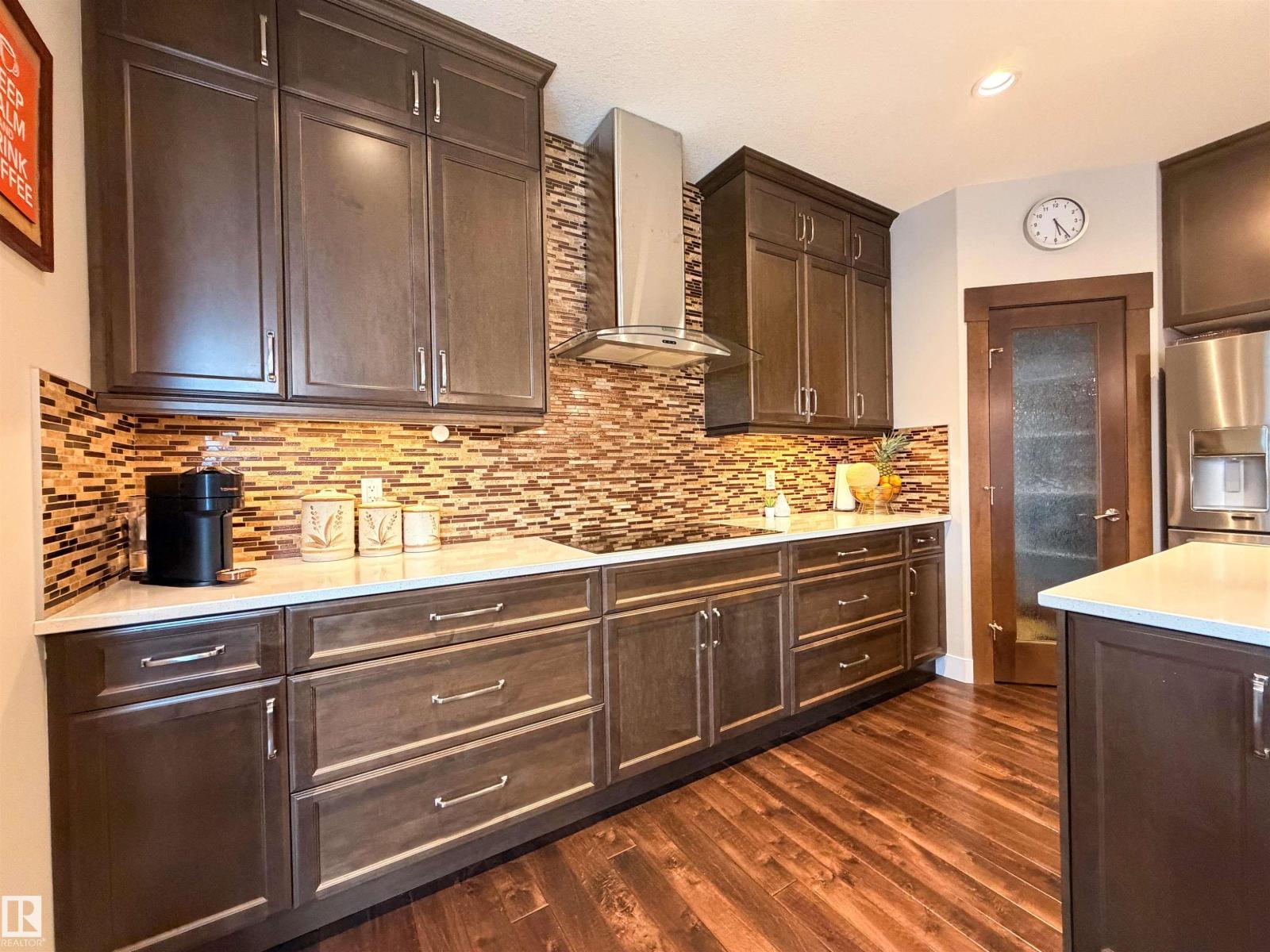 9004 24 Av Sw, Edmonton, Alberta  T6X 1A6 - Photo 8 - E4484160