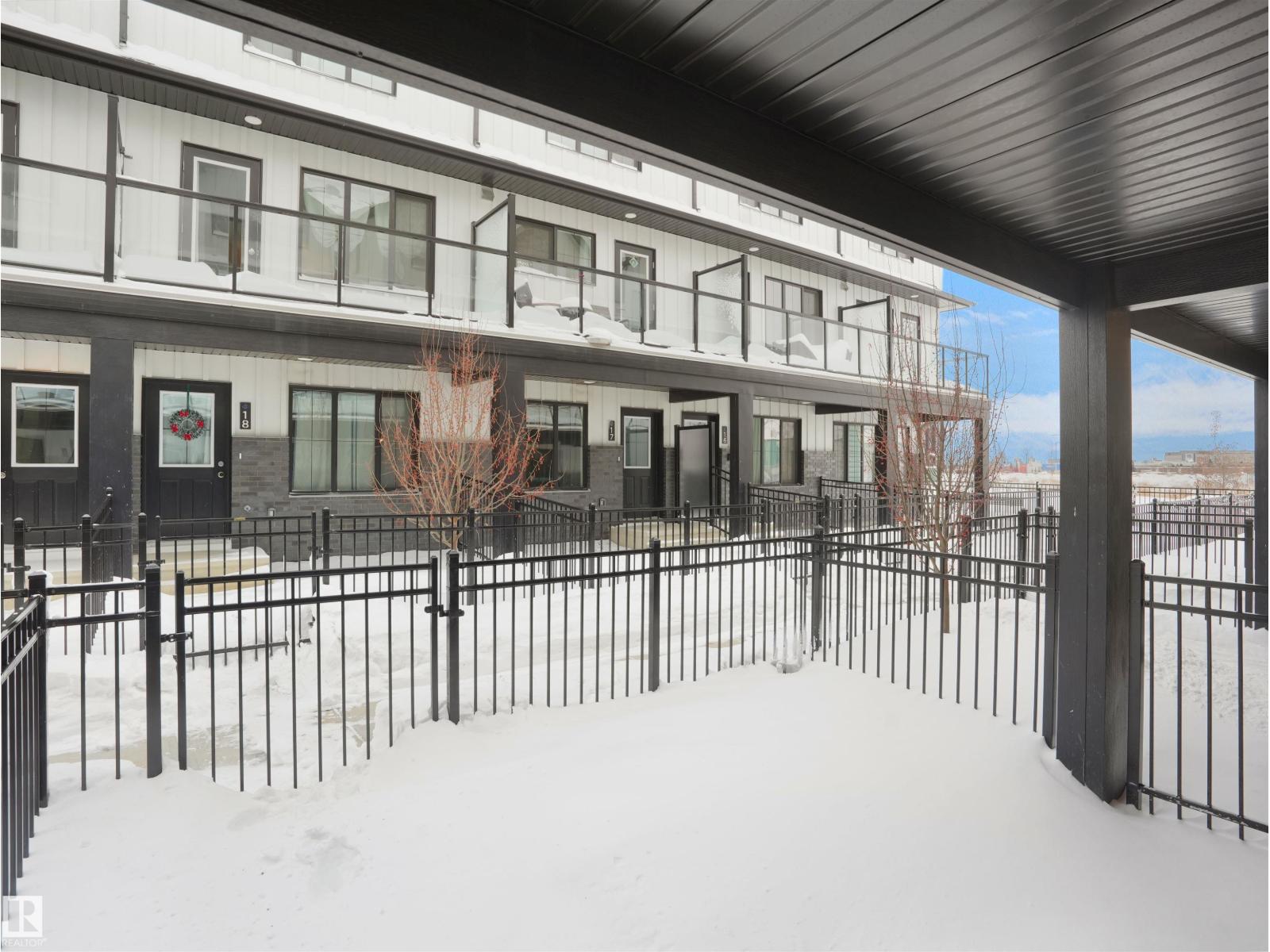 #11 29 Airport Rd Nw, Edmonton, Alberta  T5G 2P9 - Photo 3 - E4484161