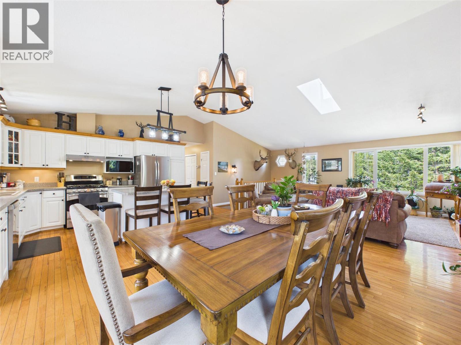 1673 Harris Road, Cranbrook, British Columbia  V1C 6V3 - Photo 9 - 10384841