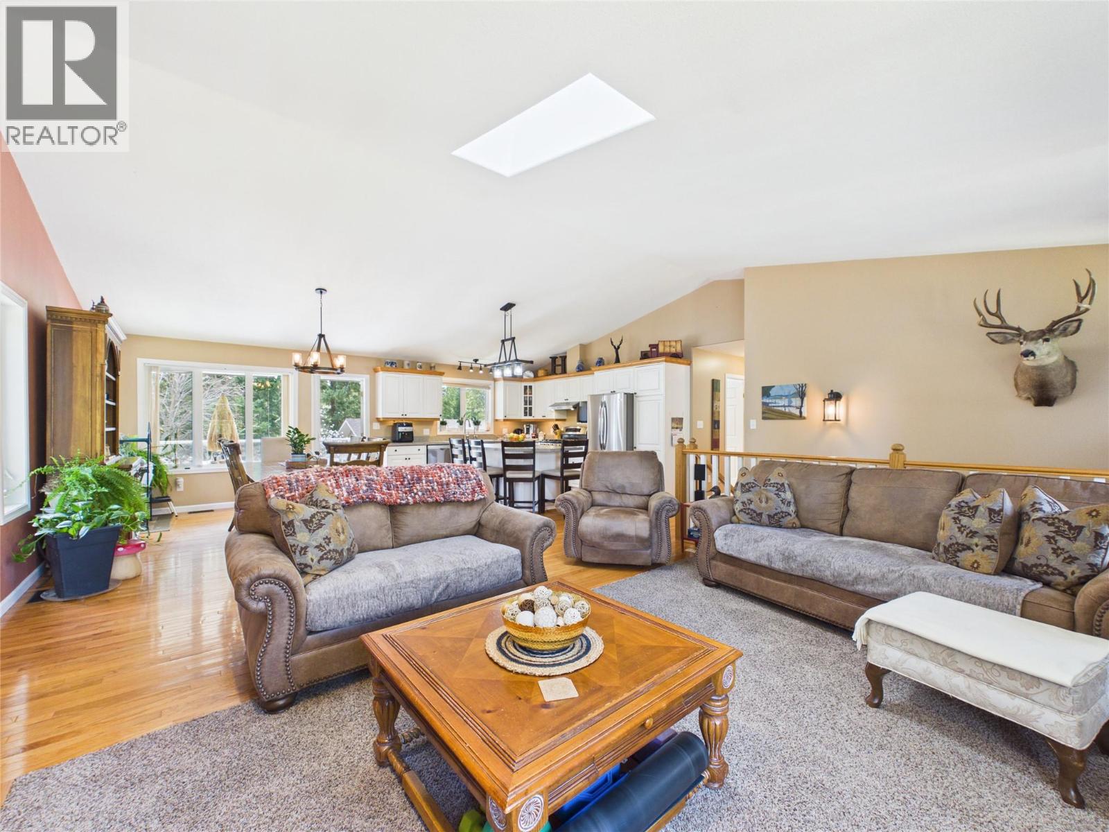 1673 Harris Road, Cranbrook, British Columbia  V1C 6V3 - Photo 3 - 10384841