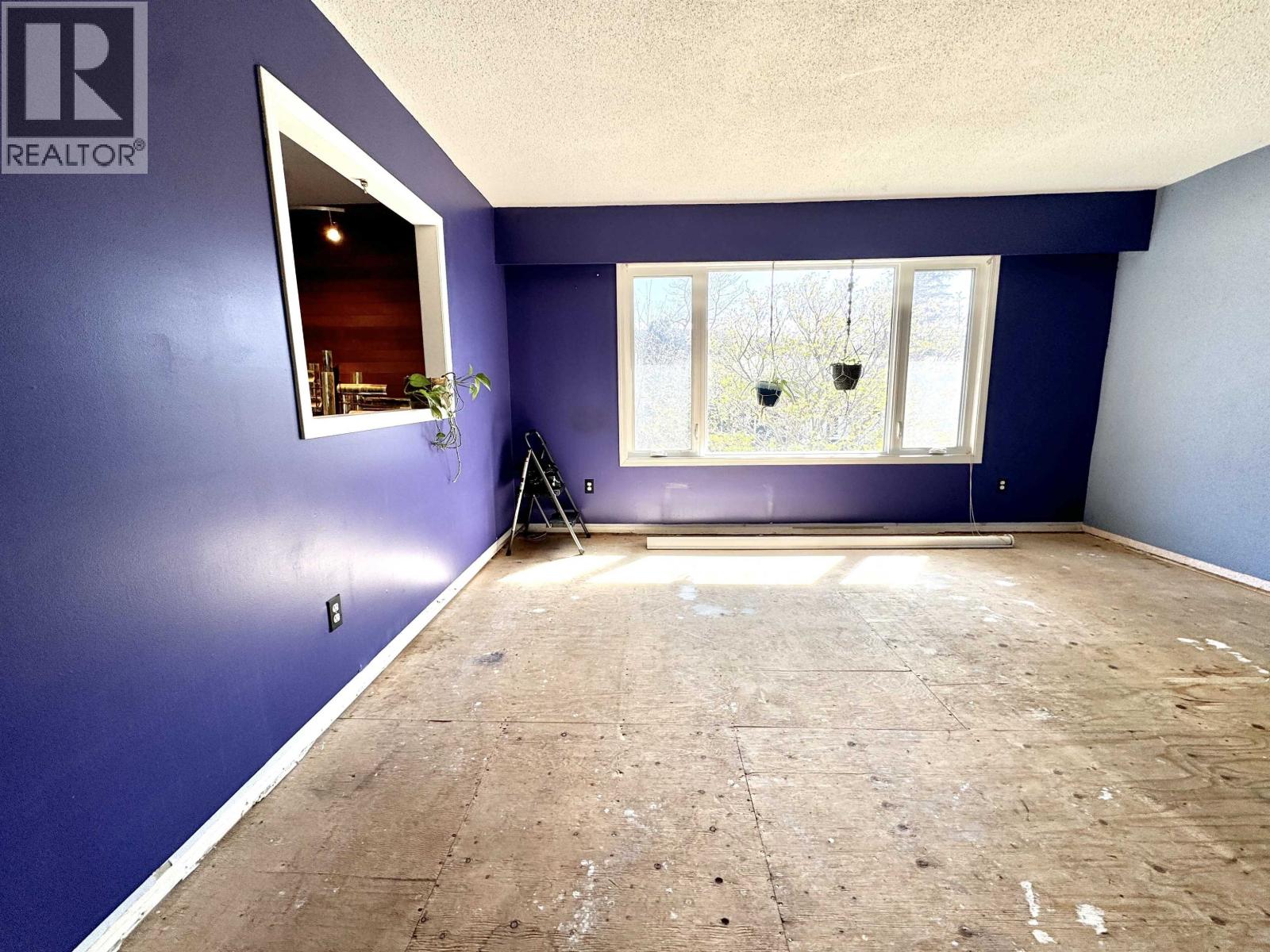 245 Litzenburg Crescent, Williams Lake, British Columbia  V2G 4G7 - Photo 5 - R3115728