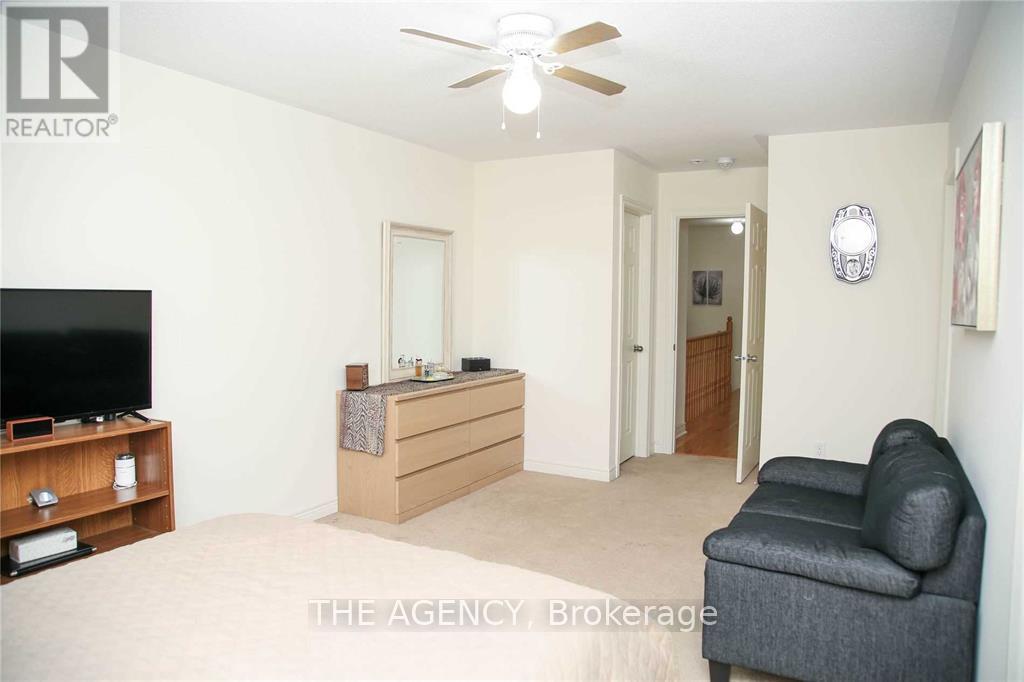 647 Mockridge Terrace S, Milton, Ontario  L9T 8W1 - Photo 13 - W13043426