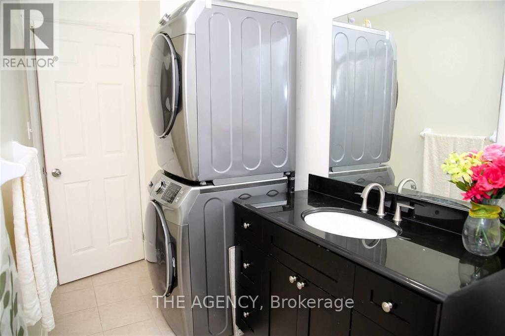 647 Mockridge Terrace S, Milton, Ontario  L9T 8W1 - Photo 16 - W13043426