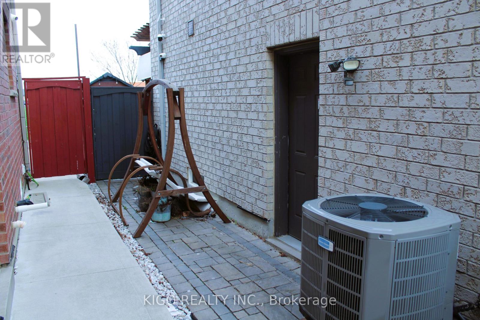 53 Education Road, Brampton, Ontario  L6P 3P3 - Photo 27 - W13043442